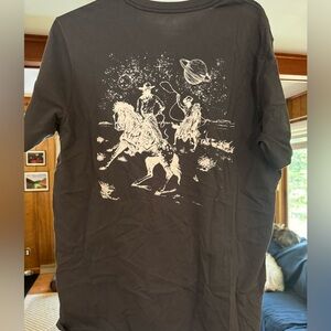 New with tags Levi’s men’s gray cowboy T-shirt, large